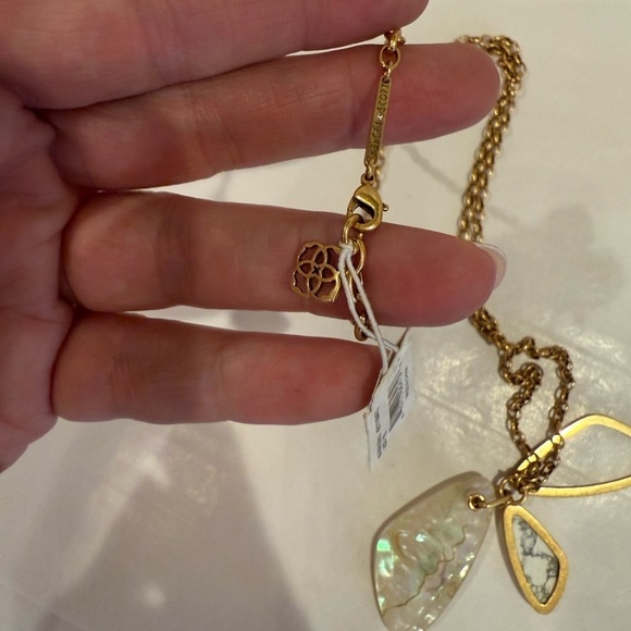Kendra Scott Gold and Cream Pendant Necklace - Picture 8 of 10